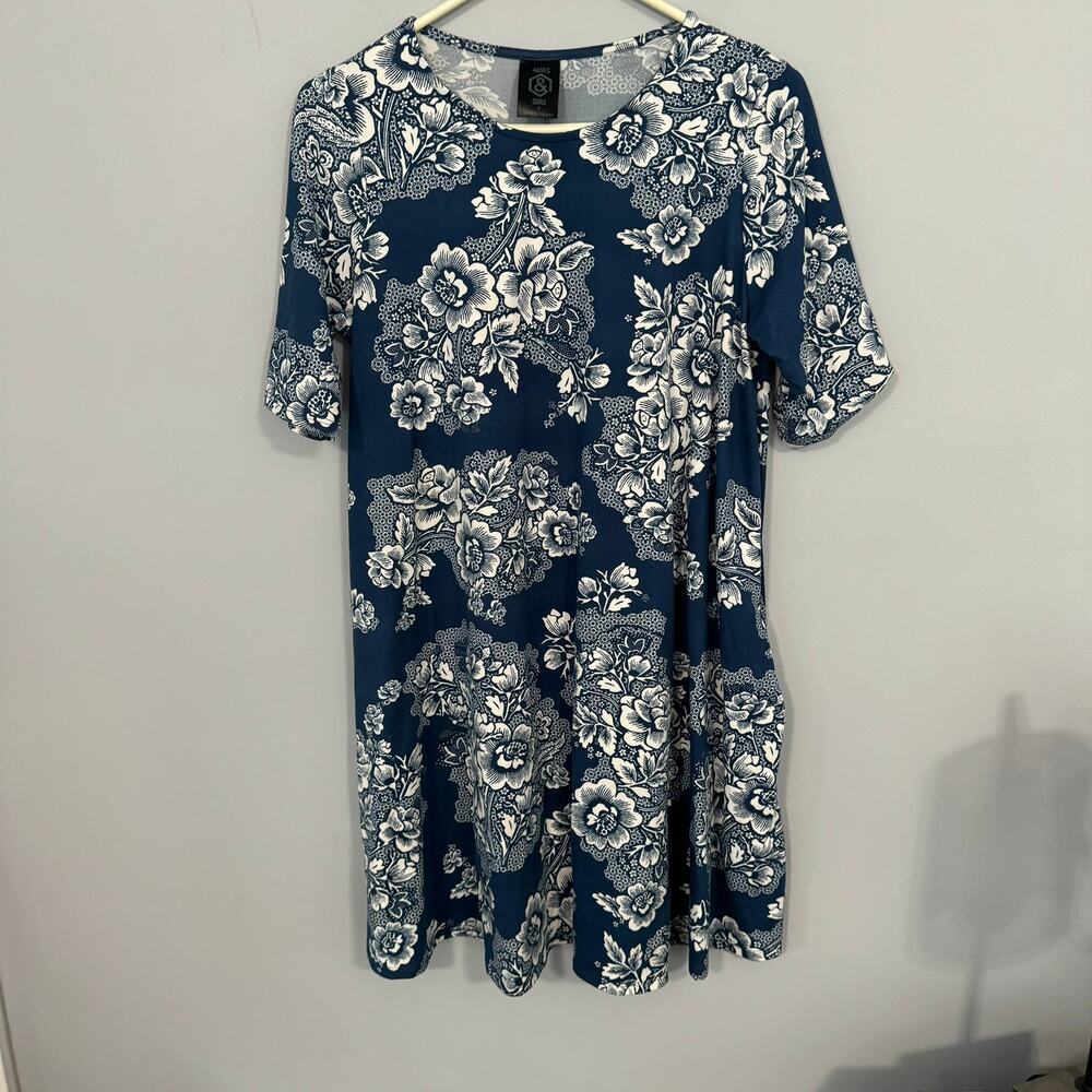 Agnes & Dora Floral Short Sleeve Mini Dress Women's Size Small w/ Pockets